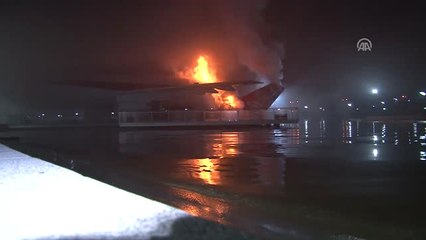 Konya'da Uçak Restoranda Yangın (2)