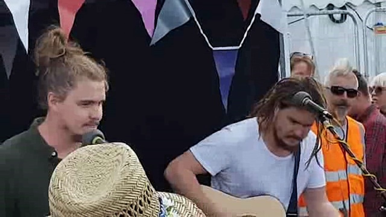 The Pierce Brothers(Alice Cooper-MGMT-cover)-Live_