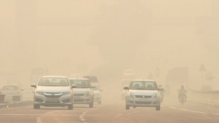 Delhi NCR में Air Pollution से बुरा हाल, Trucks & Diesel Cars पर लगा Ban | वनइंडिया हिंदी