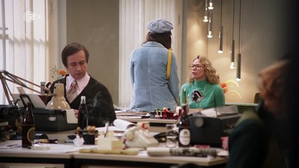 Zarah - Wilde Jahre - Folge 1- Titel & Titten (07.09.2017) - 1/6