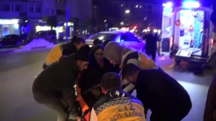 Hafif ticari aracın çarptığı kadın ölümden döndü