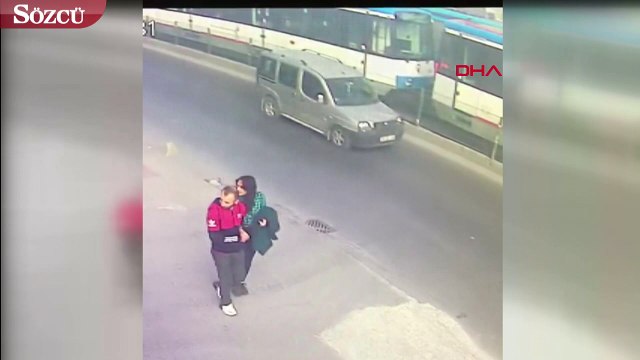 Sultangazi'de temizlik işçisine iki tramvay çarptı