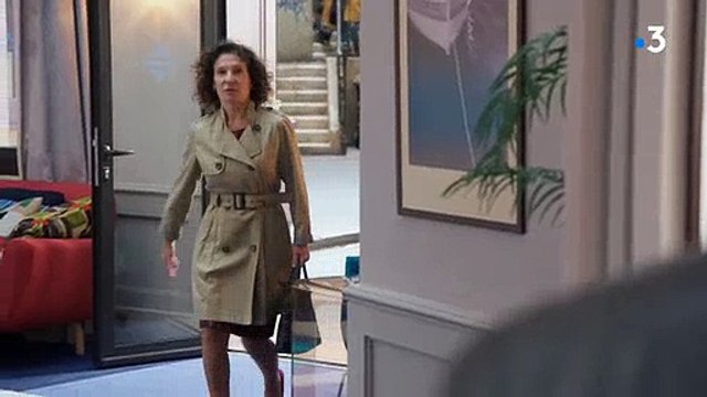 Le feuilleton Plus belle la vie sur France 3 rend hommage aux victimes de l'effondrement des immeubles à Marseille - Regardez la séquence émouvante