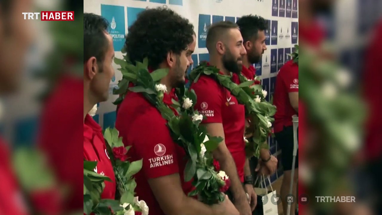 İstanbul Büyükşehir Belediyesinden Ampute Futbol Milli Takımı'na ödül