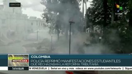 Represión policial contra estudiantes deja 30 heridos en Colombia