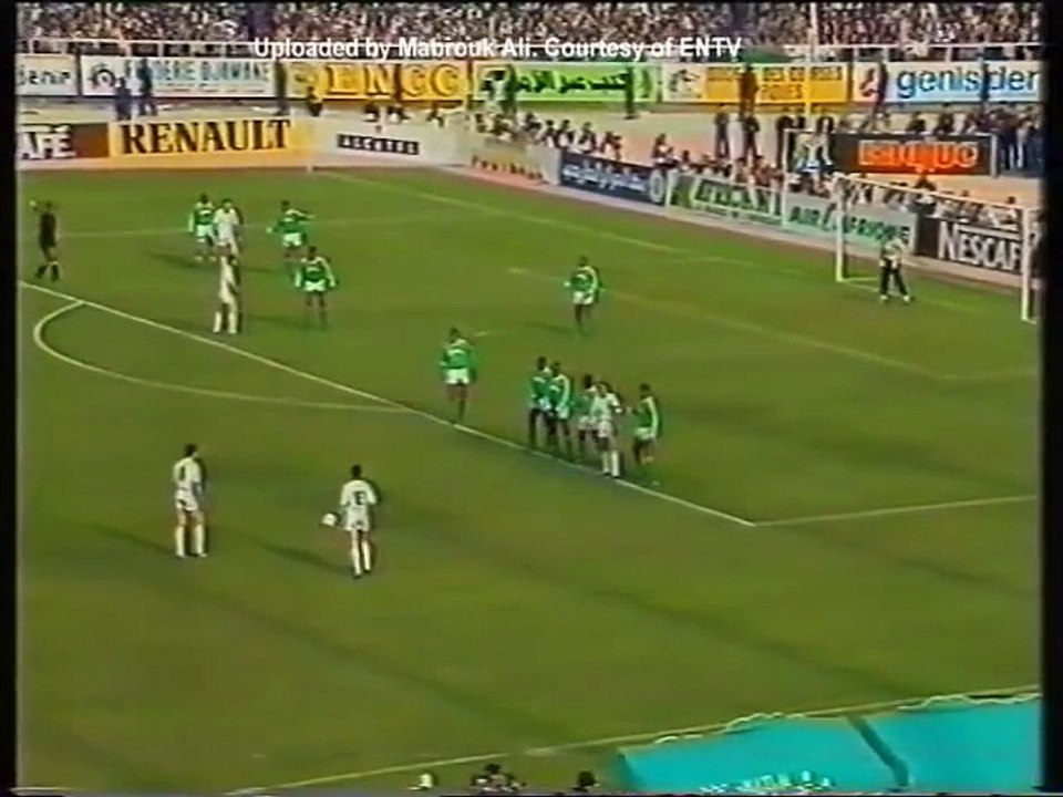 الشوط الاول مباراة الجزائر و نيجيريا 1-0 نهائي...