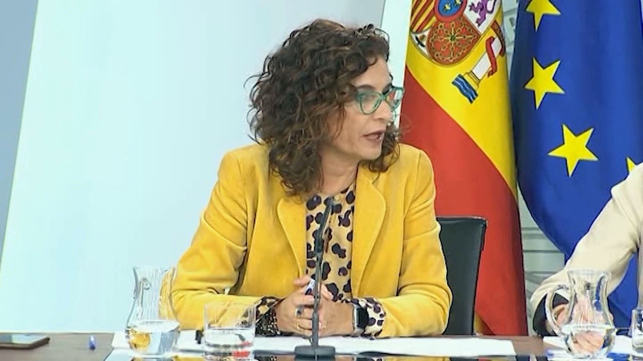 El Gobierno aprueba el decreto que obliga a los bancos a pagar el impuesto hipotecario