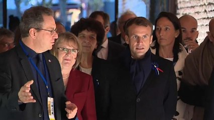 Gräber und Krisen - Macrons Reise zu Weltkriegs-Orten