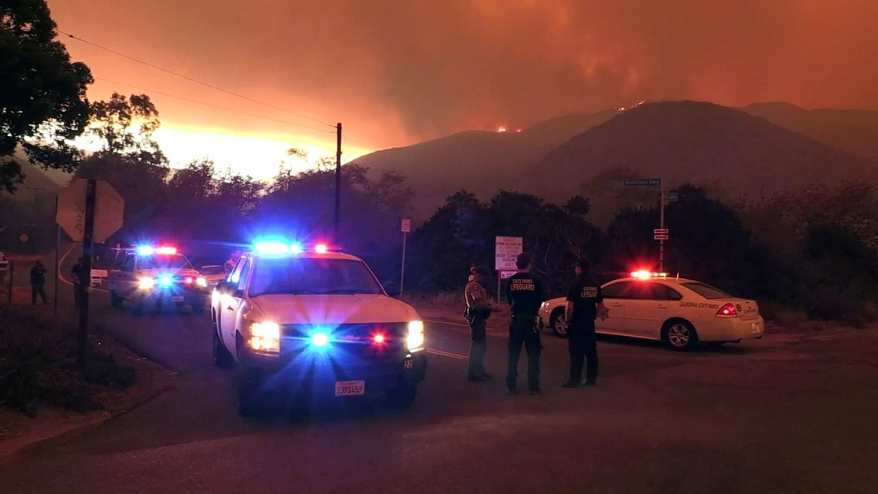 Al menos nueve muertos por incendios forestales en California