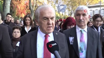 Beşiktaş’ta 300 metrelik dev Türk Bayrağı'yla binler Dolmabahçe’ye yürüdü