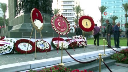 İzmir’de hayat Atatürk için durdu