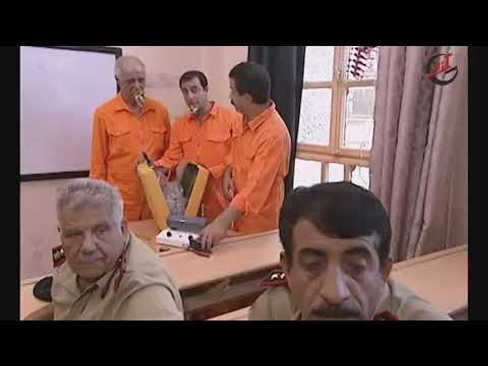استماع رزوق ووالده لكلام الضابط - أيام الولدنة - الحلقة 13