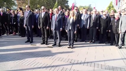 Validen İstiklal Marşı'nın Geç Okunmasına Tepki