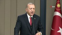 Cumhurbaşkanı Erdoğan:“Gelen başsavcı ipe un sermek için geldi. Sen bizim başsavcımızı oraya çağırıp da ne yapacaksın? Olayın işlendiği yer burası. Burada ne görüşeceksen görüşürsün. Konsolosluğa da gittin. Ama ipe un sermeye gerek yok'