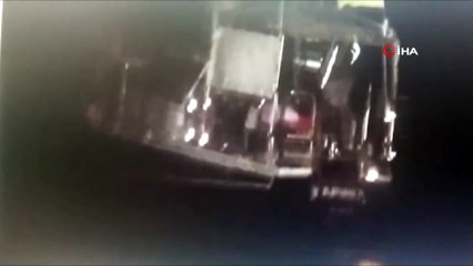 52 göçmen denizin ortasında yakalandı