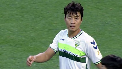 '살아있는 전설' 이동국, 502번째 출장...역대 최다출장 기록 / YTN