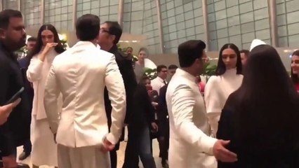 Deepika Padukone gets ANGRY on Ranveer Singh in front of media | FilmiBeat