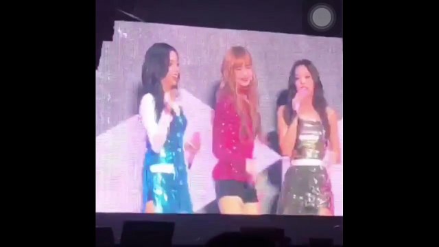 BLACKPINK GUEST ON THEIR CONCERT ! BIGBANG SEUNGRI !!