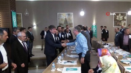 Türkiye Dil ve Edebiyat Derneği Başkanı Erdem: ' Maalesef dilimize gereken önemi vermiyoruz, hak ettiği hassasiyeti göstermiyoruz'