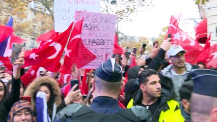 Cumhurbaşkanı Erdoğan, Fransa’da sevgi gösterileriyle karşılandı (3) - PARİS