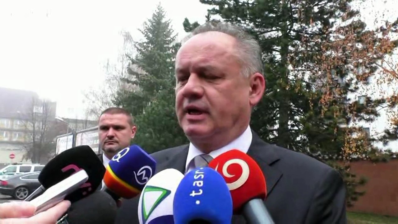 Prezident A.Kiska odvolil v spoločnosti svojej manželky doma v Poprade