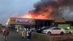 شاهد: حريق بأحد المراكز التجارية في مدينة سان بطرسبورغ ولا خسائر في الأرواح