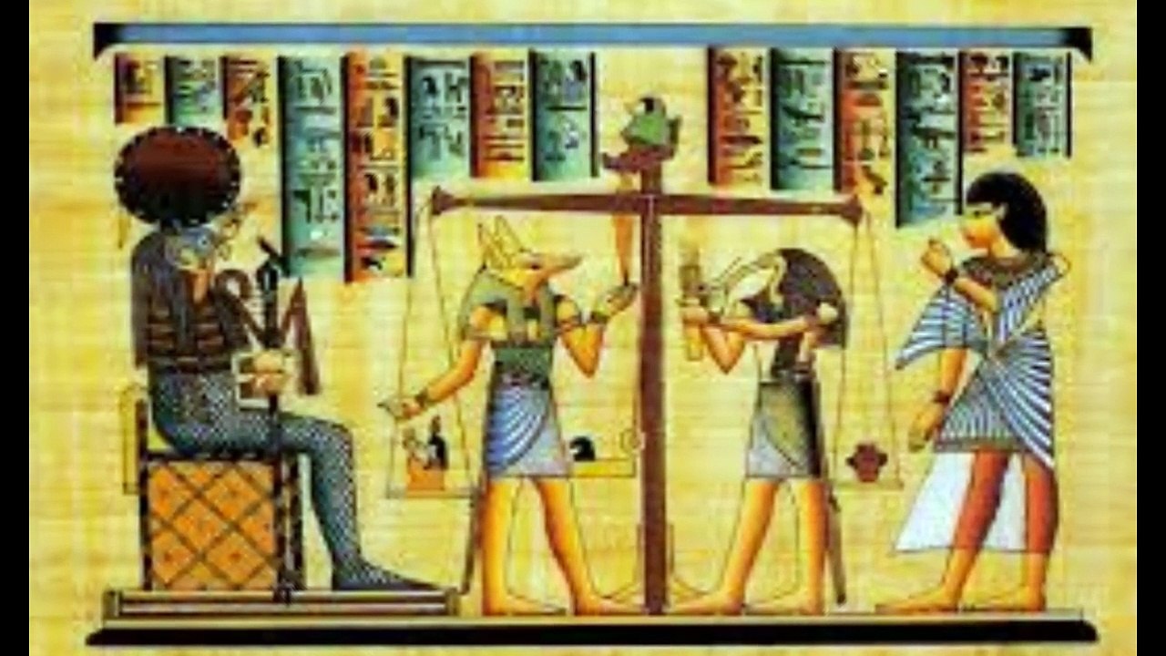 السحر الفرعوني وفكرة الوسيط مابين الآلهة والساحر وتتدخل القوي الخارقة في علاج المرضي
