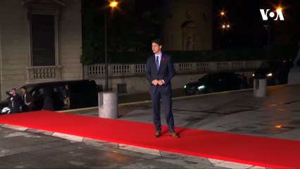 Paris'te Liderler Akşam Yemeğinde Bir Araya Geldi