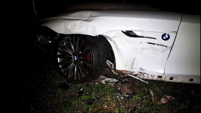 BMW se envolve em colisão na Rua São Paulo