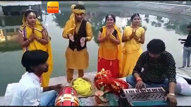 अथर्ववेद के अनुसार षष्ठी देवी भगवान भास्कर की मानस बहन हैं