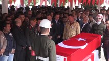 Şehit er Menduh Çelik son yolculuğuna uğurlandı (2) - ŞANLIURFA