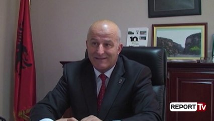 Report TV - Berat/ Merr fund ‘masakra mjedisore’ në Malin e Tomorrit, prefekti: S’do nxirret më gurë