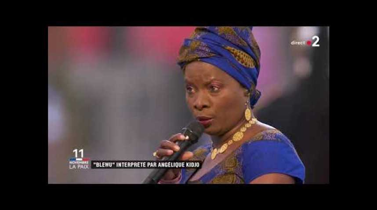 Pour le 11 novembre, Angélique Kidjo a ému les spectateurs avec la chanson "Blewu"