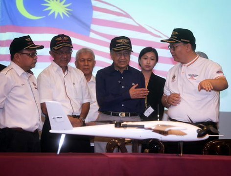 Lead the way, Dr M tells tech innovators