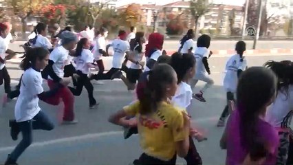 Atatürk Yol Koşusu yapıldı - AFYONKARAHİSAR