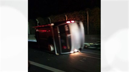 중부내륙 북충주 부근 낙석 사고...차량 5대 피해 / YTN