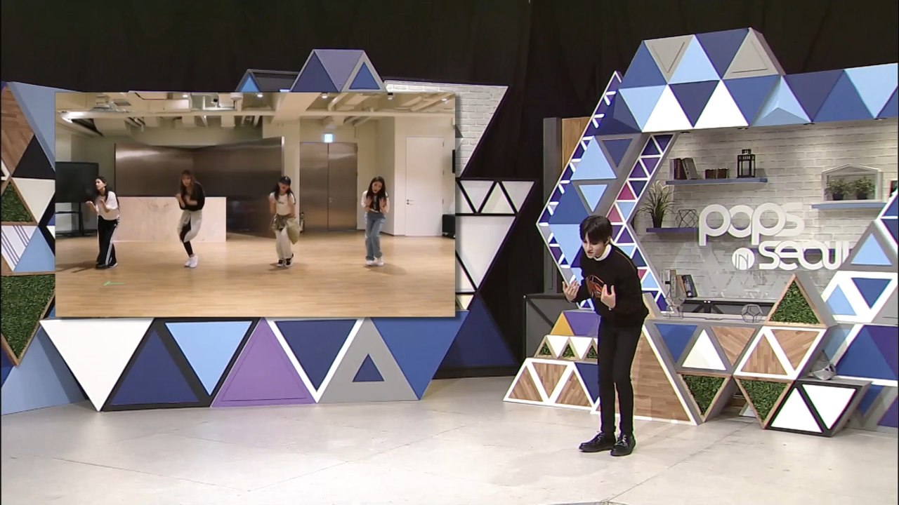[Pops in Seoul] Samuel's Dance How To - SEULGI X SinB X CHUNG HA X SOYEON(슬기x신비x청하x소연)'s Wow Thing