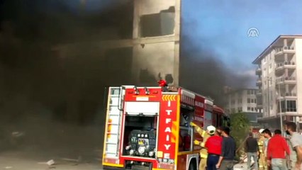 Yıkımı yapılan alışveriş merkezinde yangın çıktı - BALIKESİR