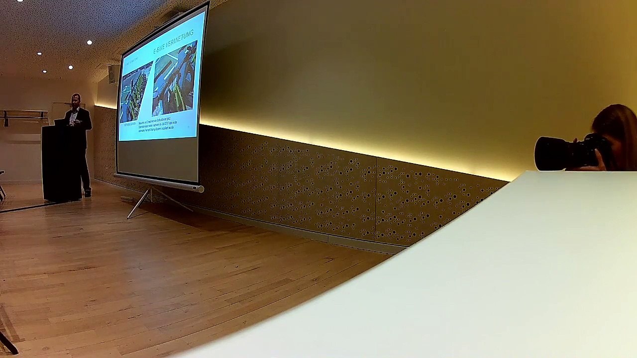 Iliya Gatsev-IoT und Smart City-Anwendungen in Bulgarien und Deutschland- IoTCamp 2018