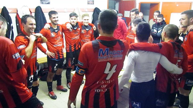 D1 : joie dans les vestiaires muratais après leur victoire 2 - 1face à St Mamet le 11/11/2018