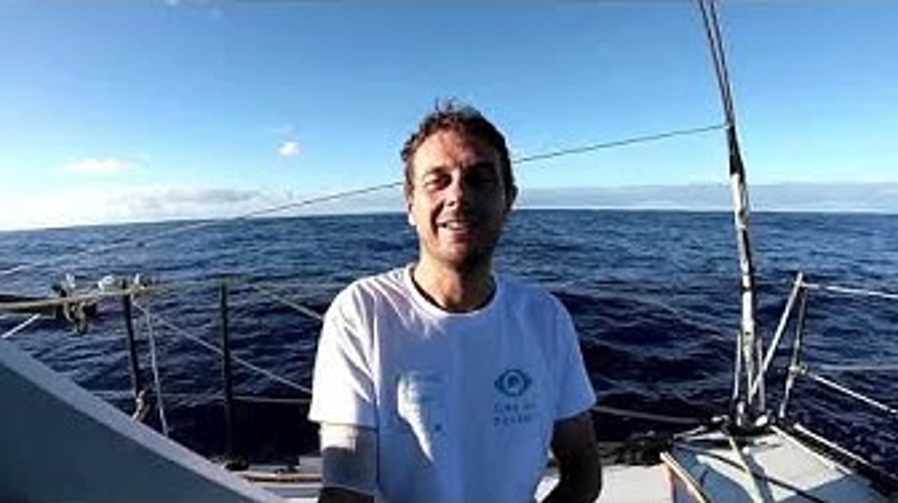Vidéo du bord - Stéphane LE DIRAISON - TIME FOR OCEANS