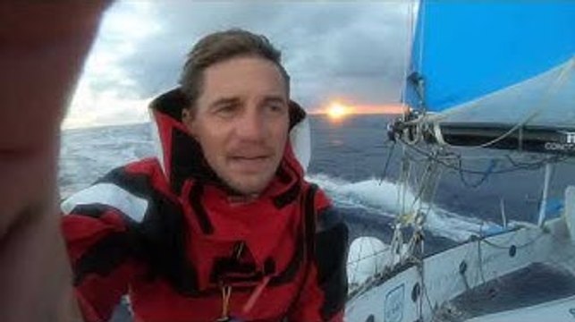 Vidéo du bord - THIBAUT VAUCHEL CAMUS SOLIDAIRES EN PELOTON - ARSEP