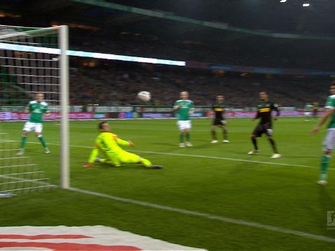 Plea hat-trick maintains Gladbach momentum