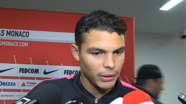 FOOTBALL: Ligue 1: 13e j. - Thiago Silva : Cavani, c'est inexplicable