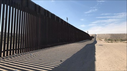 معارك مرتقبة بين ترامب والديمقراطيين بشأن جدار المكسيك