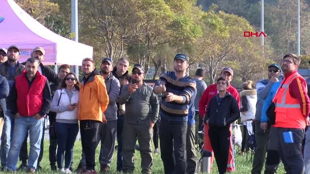 İstanbul Beylikdüzü'nde Olta Balıkçılık Yarışması Düzenlendi