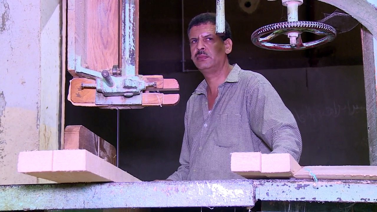 جهاز المشروعات يساهم فى نجاح نجار وتوسيع تجارته