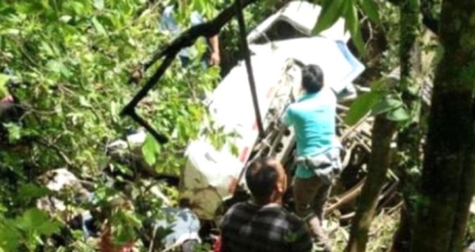 Peru'da Oyuncuları Taşıyan Otobüs Kaza Yaptı: 7 Ölü, 12 Yaralı