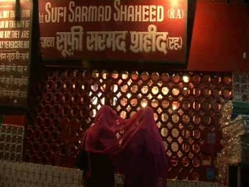 Two sister at Sarmad shrine