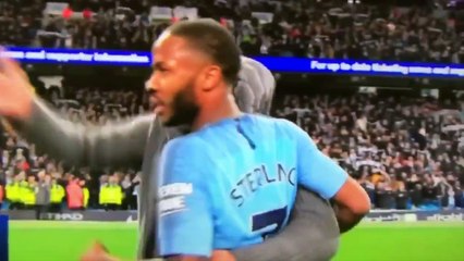 Guardiola Recrimina a Sterling Burlarse del Rival con 3-1 y el Partido Acabado